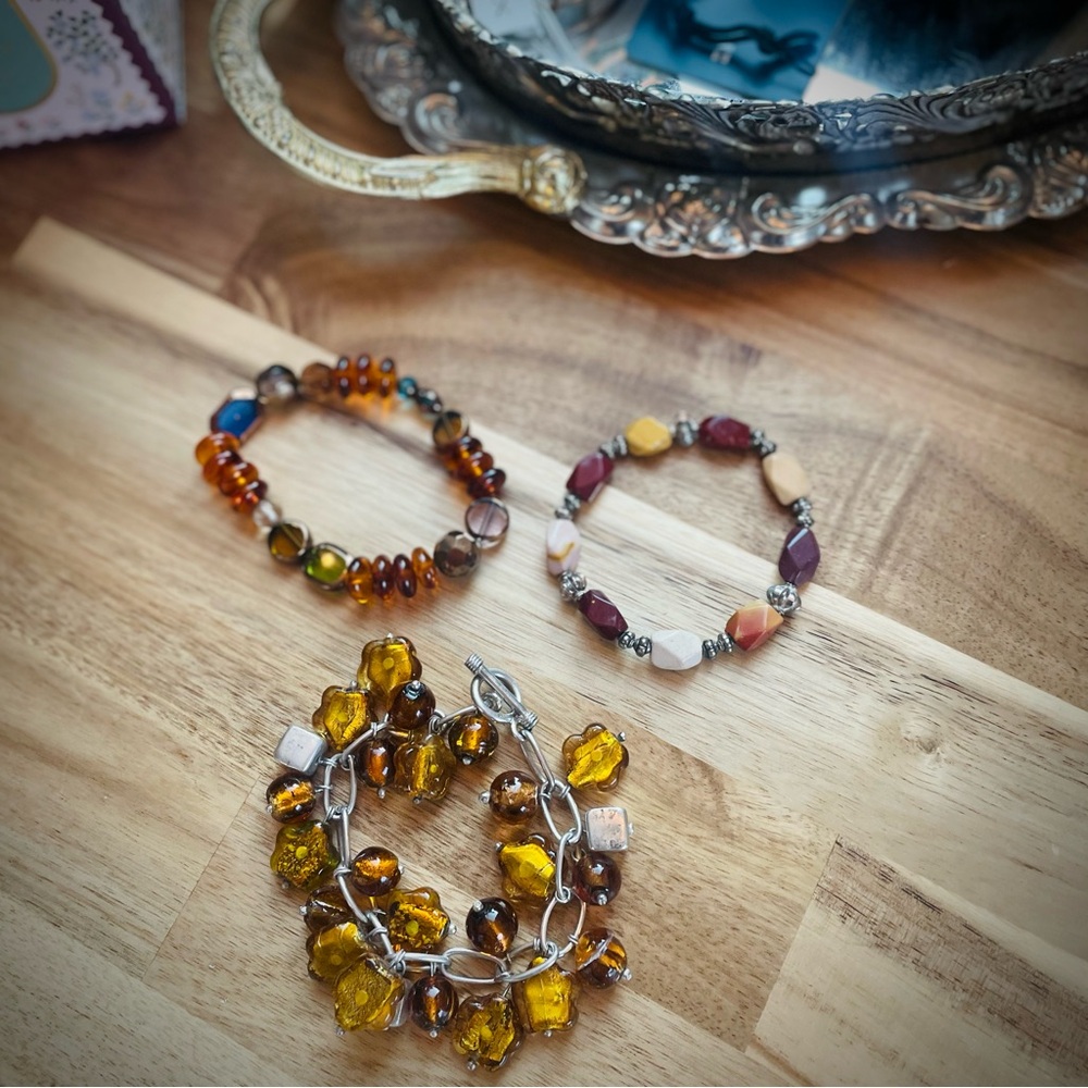 Amber Brown Orange Autumn Solver Beaded Bracelet Set Lot of 3 Stretch & Clasp